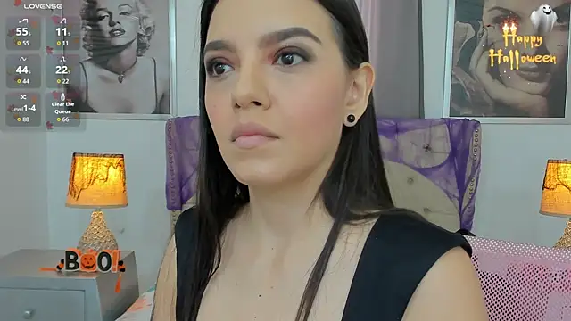 Snapshot of Beautyari_ chatting on 10/31/25, 12:06 Beautyari  online show from 10/31/25, 12:06