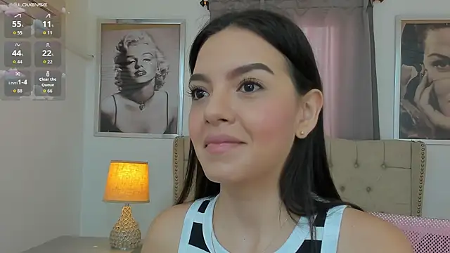 Snapshot of Beautyari_ chatting on 03/21/26, 12:10 Beautyari online show from 03/21/26, 12:10