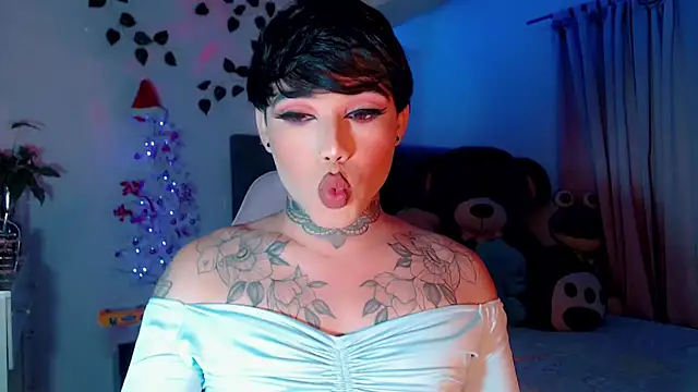 Snapshot of little_star_porn chatting on 12/04/24, 07:39 little star porn online show from 12/04/24, 07:39