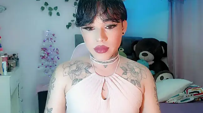 Snapshot of little_star_porn chatting on 12/13/24, 11:02 little star porn online show from 12/13/24, 11:02