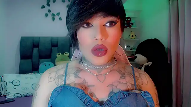 Snapshot of little_star_porn chatting on 01/07/25, 11:16 little star porn online show from 01/07/25, 11:16