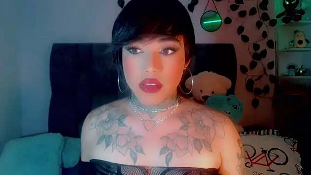 Snapshot of little_star_porn chatting on 01/10/25, 05:47 little star porn online show from 01/10/25, 05:47