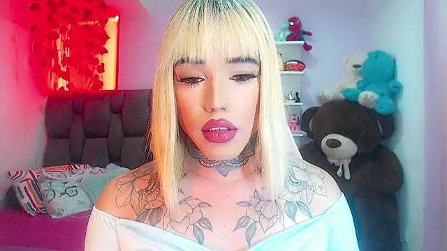 Snapshot of little_star_porn chatting on 01/20/25, 03:15 little star porn online show from 01/20/25, 03:15