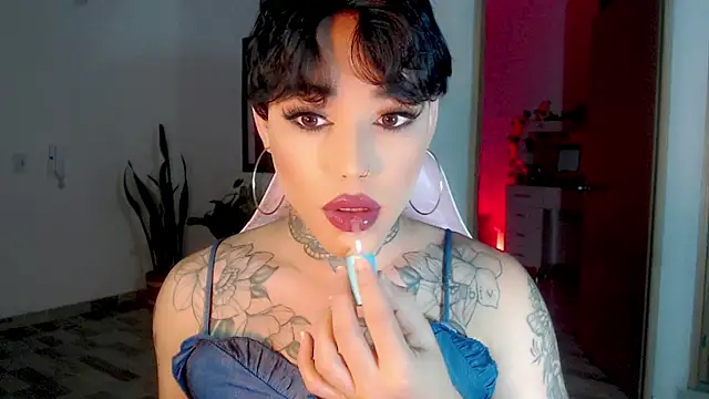 Snapshot of little_star_porn chatting on 01/27/25, 12:22 little star porn online show from 01/27/25, 12:22