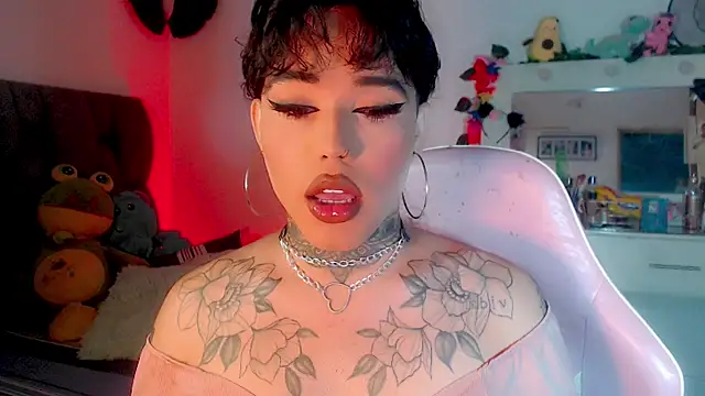 Snapshot of little_star_porn chatting on 01/31/25, 09:37 little star porn online show from 01/31/25, 09:37