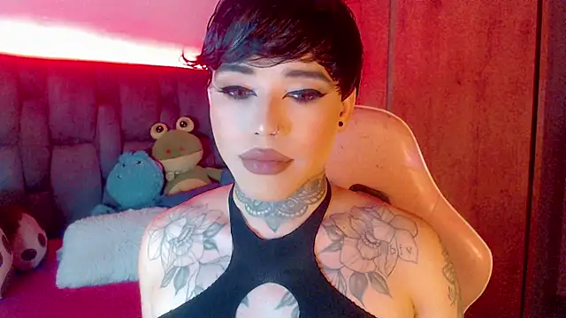 Snapshot of little_star_porn chatting on 02/04/25, 03:04 little star porn online show from 02/04/25, 03:04