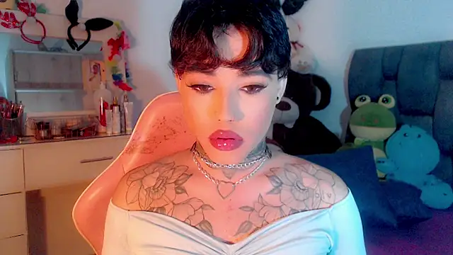 Snapshot of little_star_porn chatting on 02/05/25, 12:17 little star porn online show from 02/05/25, 12:17