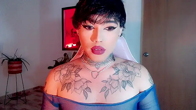 Snapshot of little_star_porn chatting on 02/07/25, 06:56 little star porn online show from 02/07/25, 06:56