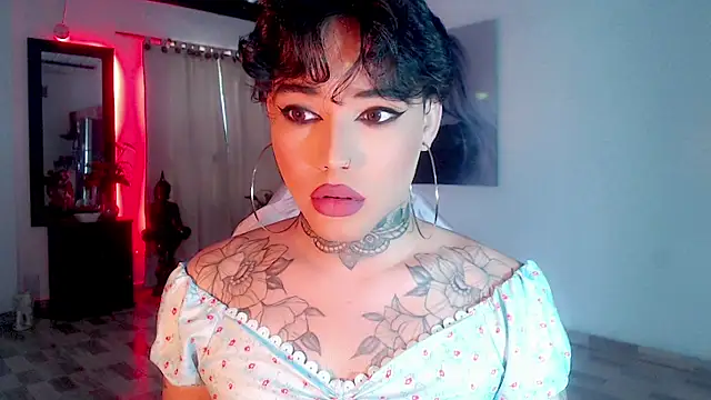 Snapshot of little_star_porn chatting on 02/20/25, 01:08 little star porn online show from 02/20/25, 01:08