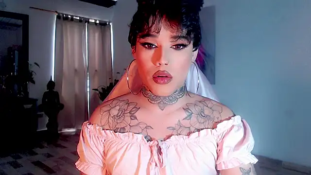 Snapshot of little_star_porn chatting on 02/22/25, 03:25 little star porn online show from 02/22/25, 03:25