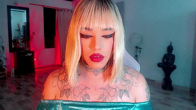 Snapshot of little_star_porn chatting on 02/28/25, 12:10 little star porn online show from 02/28/25, 12:10