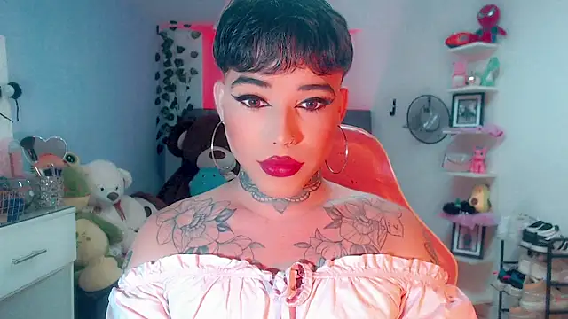 Snapshot of little_star_porn chatting on 03/13/25, 04:38 little star porn online show from 03/13/25, 04:38