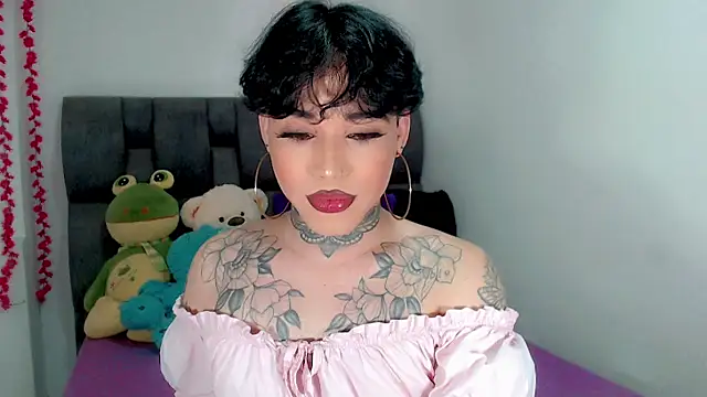 Snapshot of little_star_porn chatting on 10/16/25, 12:44 little star porn online show from 10/16/25, 12:44