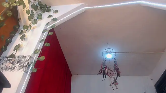 Snapshot of hornytsblonde chatting on 12/30/24, 03:24 hornytsblonde online show from 12/30/24, 03:24