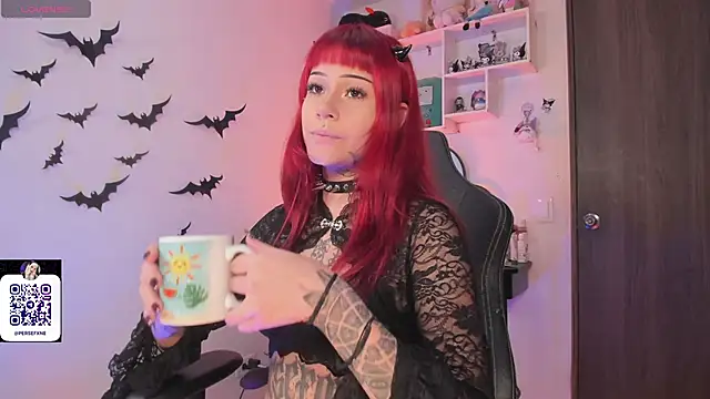 damnliciousss online show from 10/24/25, 12:08