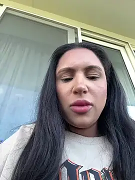 Snapshot of MeghanXO chatting on 06/15/26, 02:08 MeghanXO online show from 06/15/26, 02:08