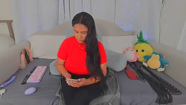 Snapshot of MeghanXO chatting on 06/18/26, 02:10 MeghanXO online show from 06/18/26, 02:10