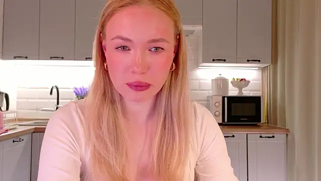 Veronika Mitchel online show from 03/31/26, 04:07