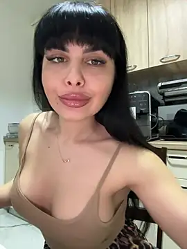 Snapshot of Scarlett-Dream chatting on 03/19/25, 04:13 Scarlett-Dream online show from 03/19/25, 04:13