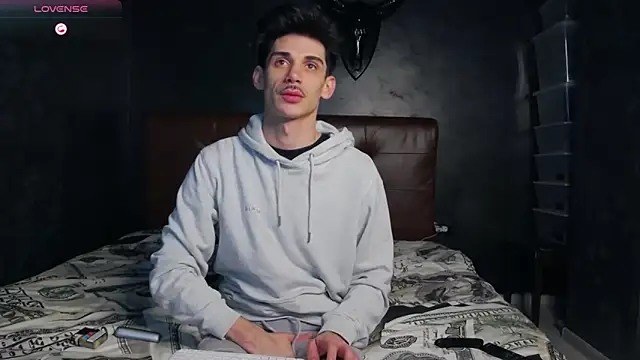 DanielCrush1 online show from 02/17/26, 07:27