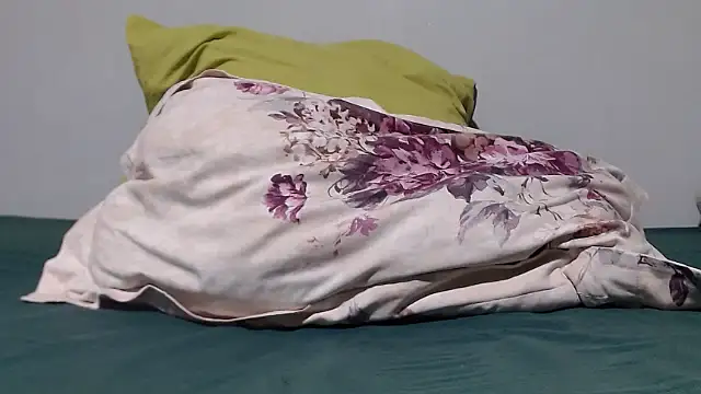 Queenofthenightx online show from 09/12/25, 04:29