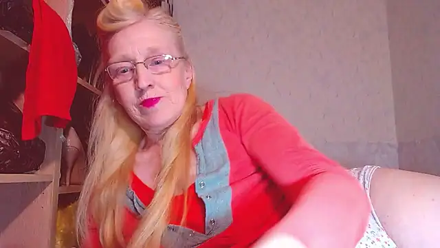 MadamBombShell online show from 12/27/24, 12:01