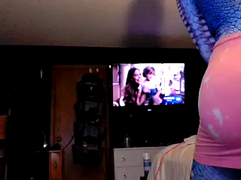 Snapshot of Donnyj20 chatting on 10/29/25, 06:26 Donnyj20 online show from 10/29/25, 06:26