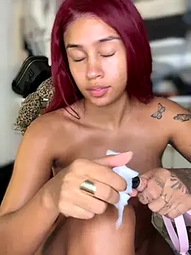 Snapshot of stormyy_ chatting on 09/17/25, 09:05 stormyy online show from 09/17/25, 09:05