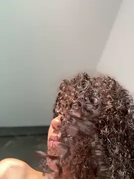 Snapshot of stormyy_ chatting on 11/06/25, 09:05 stormyy online show from 11/06/25, 09:05