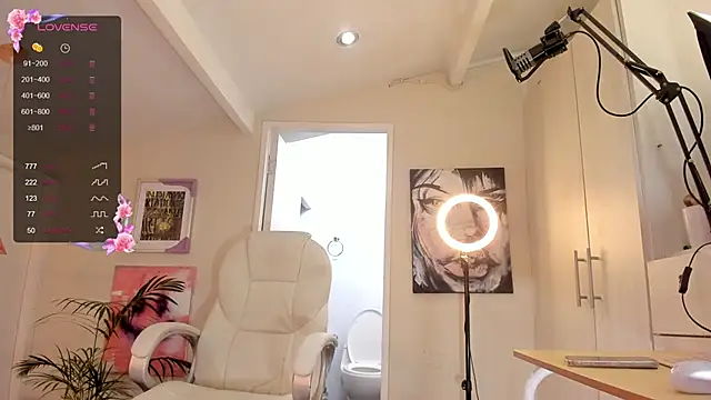 Snapshot of catalinasaiz chatting on 02/03/25, 01:51 catalinasaiz online show from 02/03/25, 01:51