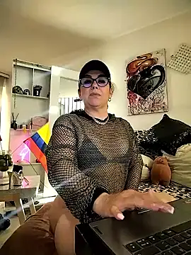 Myrnasexxx online show from 11/15/25, 09:21