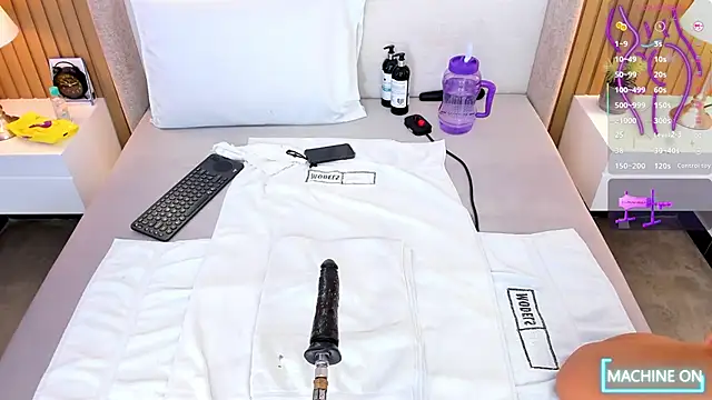 Snapshot of bounce_katty chatting on 04/09/26, 08:36 bounce katty online show from 04/09/26, 08:36