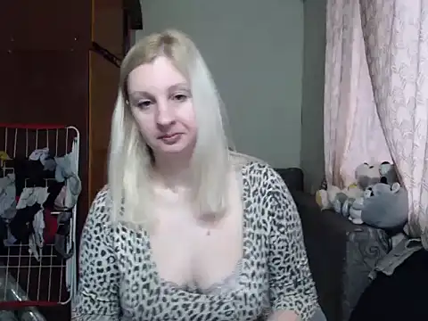 BustyBlond online show from 01/31/25, 06:02