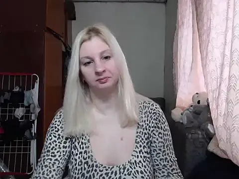 BustyBlond online show from 02/06/25, 06:18