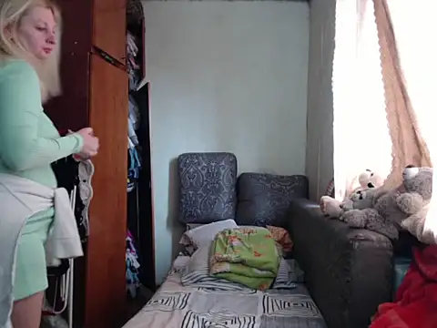 BustyBlond online show from 03/18/25, 09:09