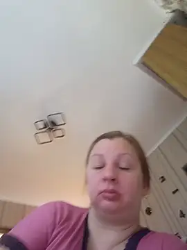 Snapshot of BustyBlond chatting on 07/20/26, 05:22 BustyBlond online show from 07/20/26, 05:22