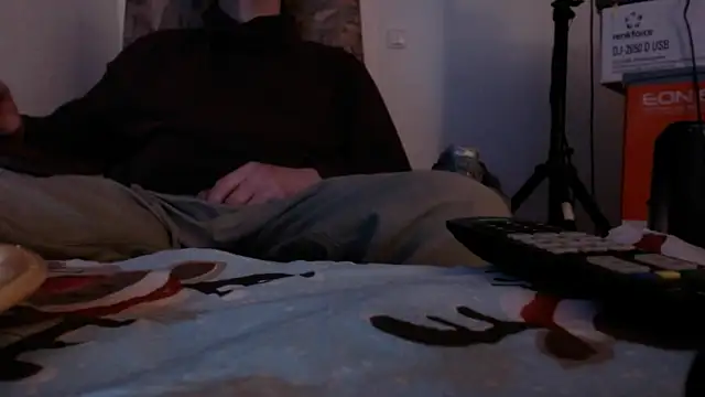 Snapshot of Cordt27 chatting on 03/07/26, 07:22 Cordt27 online show from 03/07/26, 07:22