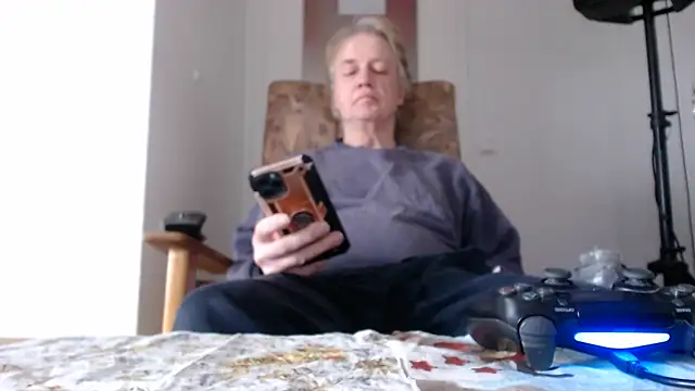 Snapshot of Cordt27 chatting on 03/11/26, 03:40 Cordt27 online show from 03/11/26, 03:40