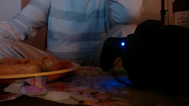 Snapshot of Cordt27 chatting on 04/08/26, 08:09 Cordt27 online show from 04/08/26, 08:09