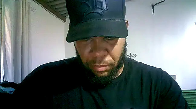 Snapshot of Pica1000fla chatting on 12/23/24, 01:45 Pica1000fla online show from 12/23/24, 01:45