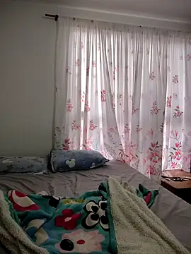 Snapshot of SAT--SU_U chatting on 12/01/25, 08:25 SAT--SU U online show from 12/01/25, 08:25