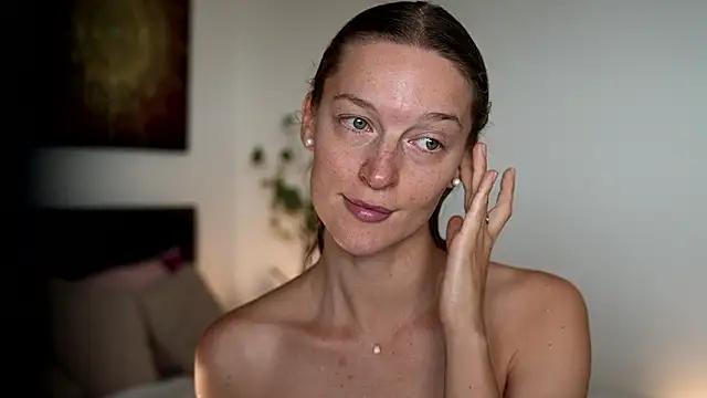 Special    online show from 02/01/26, 02:32