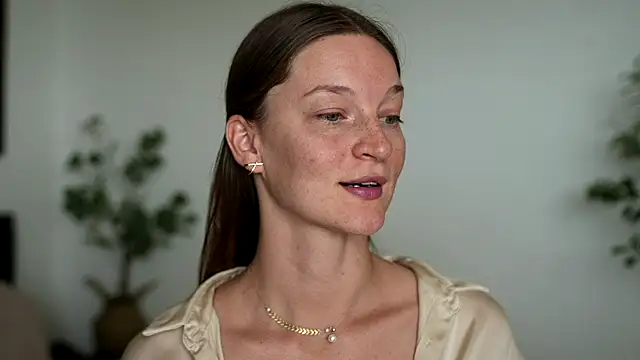 Special    online show from 02/11/26, 02:05