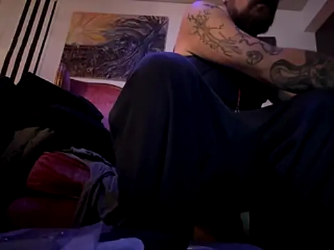 Snapshot of htk1975 chatting on 01/08/26, 08:05 htk1975 online show from 01/08/26, 08:05