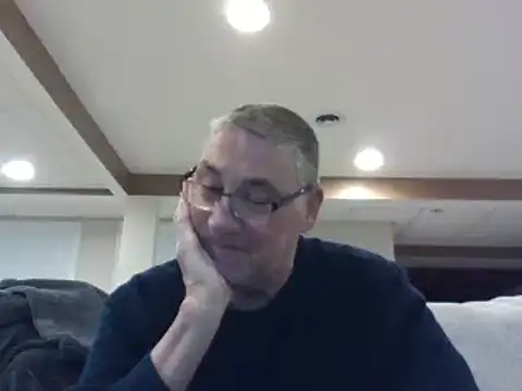 Snapshot of takeitall101 chatting on 12/08/24, 04:07 takeitall101 online show from 12/08/24, 04:07