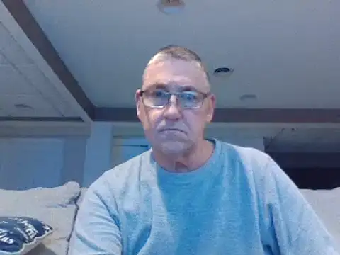 Snapshot of takeitall101 chatting on 02/09/25, 08:44 takeitall101 online show from 02/09/25, 08:44