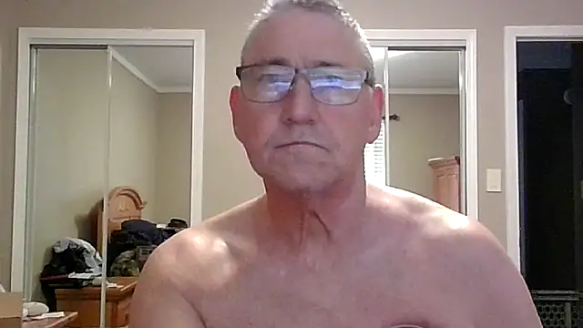 Snapshot of takeitall101 chatting on 11/01/25, 04:20 takeitall101 online show from 11/01/25, 04:20