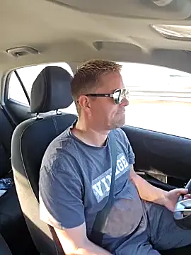 Trucker Hunter online show from 02/09/25, 09:58