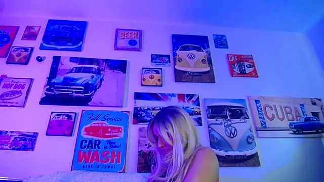 Tinkerbell822 online show from 02/12/25, 01:27