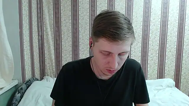 darienlarge online show from 03/16/25, 04:45